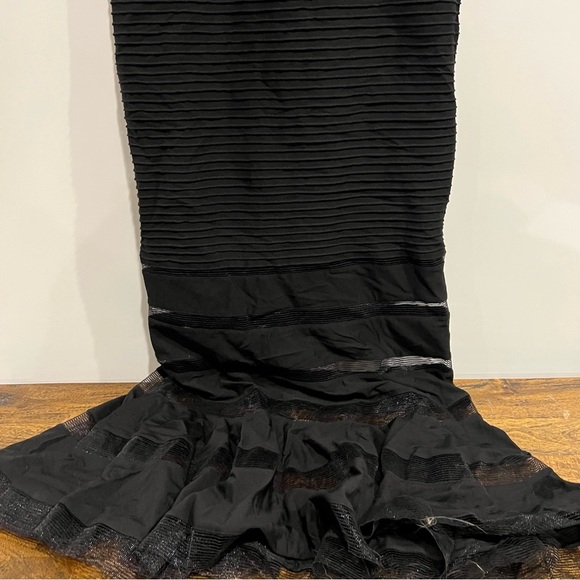 Tadashi Shoji Annika Black Long Gown Dress 6L2021L - Picture 4 of 16